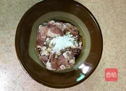 茭白炒肉的做法图解3