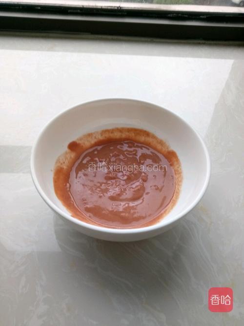 腐乳加点水 调成浓汁 