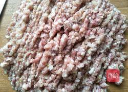 猪肉茴香馅饺子的做法图解1