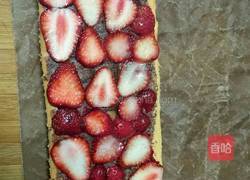 草莓蛋糕卷的做法图解11
