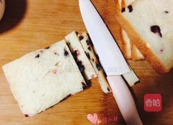 草莓奶油三文治的做法图解2