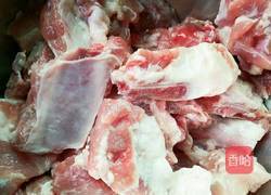 菠萝排骨的做法图解1