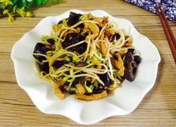 黄豆芽木耳炒肉