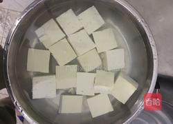 泥鳅豆腐汤的做法图解1