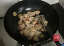 土豆红烧肉闷饭的做法图解4