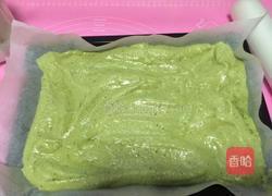 抹茶奶油蛋糕卷的做法图解5