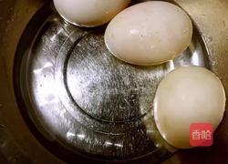 咸鸭蛋的做法图解2