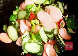 黄瓜火腿炒鸡蛋的做法图解5