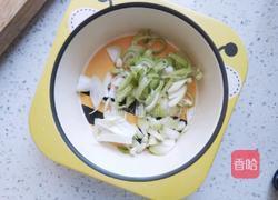 土豆丁煎蛋的做法图解1