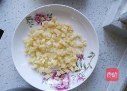 土豆丁煎蛋的做法图解3