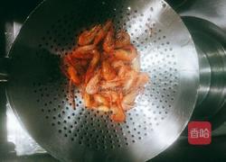 油爆河虾的做法图解5
