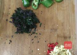 紫苏炒花甲的做法图解3