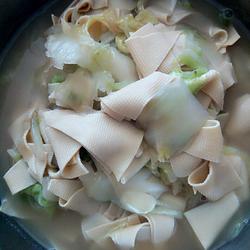 素菜干豆腐炖白菜片