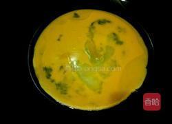 韭菜花炒鸡蛋的做法图解3