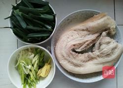 豆瓣酱炒五花肉的做法图解1