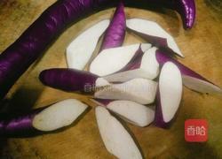 鱼香茄子的做法图解1