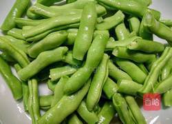 四季豆炒肉的做法图解1