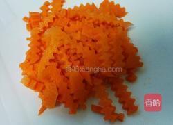 黑木耳胡萝卜炒包菜的做法图解3