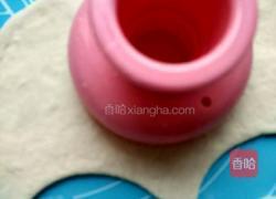 好吃不够的家庭版甜甜圈的做法图解2