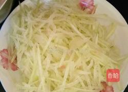 酸辣西瓜丝的做法图解1