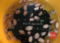 芝麻黑豆浆的做法图解2