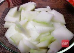 冬瓜粉丝丸子汤的做法图解1