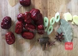 大枣鸡汤的做法图解1