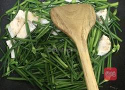 韭菜炒肉卷的做法图解3