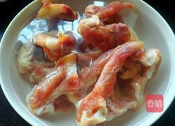 酱香鸭锁骨的做法图解1