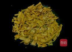 竹笋炒肉的做法图解6