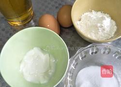 六寸戚风蛋糕的做法图解1