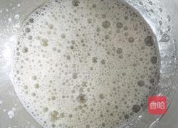 六寸戚风蛋糕的做法图解2