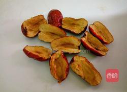 红枣小米粥的做法图解2