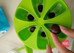 酸奶水果冰淇淋的做法图解1