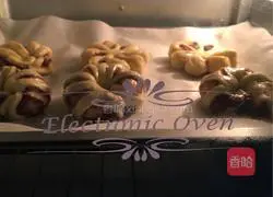 Illustration of making bean paste bread 13