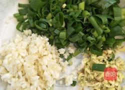 蒜蓉粉丝蒸龙虾的做法图解4