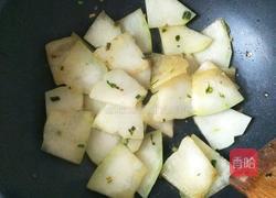 冬瓜虾皮紫菜汤的做法图解4