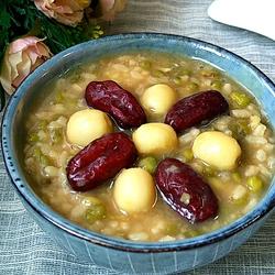 枣莲三宝粥的做法[图]