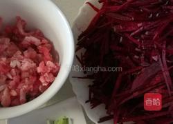 肉丝甜菜头拌面的做法图解1