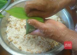 咸肉粽的做法图解8