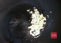 土豆炒木耳的做法图解2