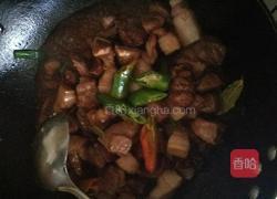 红烧肉炖土豆的做法图解7