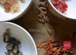 天麻排骨汤的做法图解1