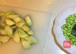 丝瓜炒毛豆的做法图解4