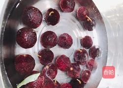 杨梅酒的做法图解1