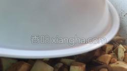 茭白烧黄豆的做法图解19