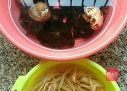 黄花菜炒木耳香菇瘦肉片的做法图解3