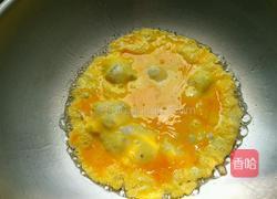 蚕豆炒鸡蛋的做法图解3