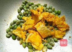 蚕豆炒鸡蛋的做法图解8