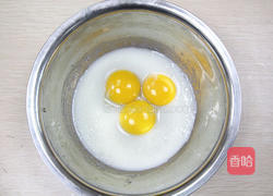 儿时的味道软绵绵的肉松蛋糕的做法图解3